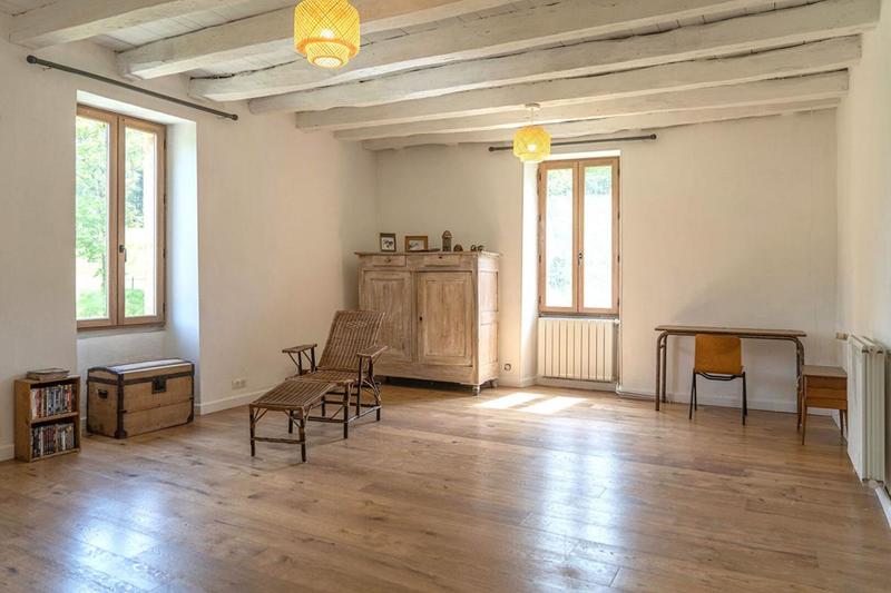 Maison - 326 m² - 13 pièces