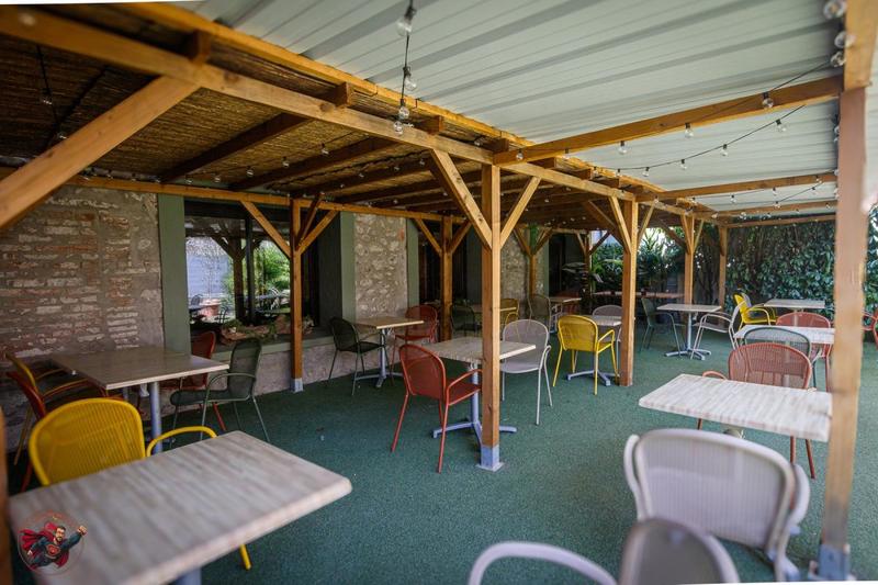 Local commercial - 805 m² - 20 pièces