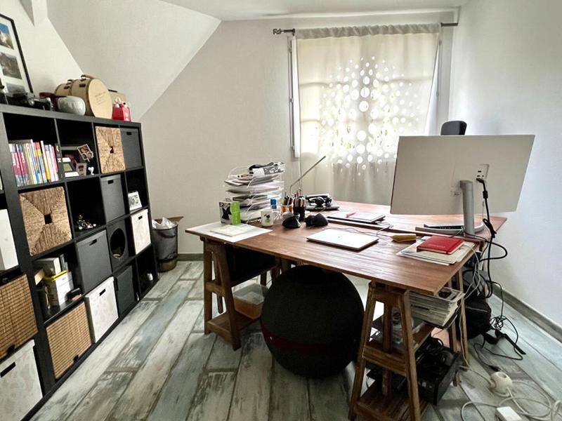 Maison - 300 m² - 8 pièces