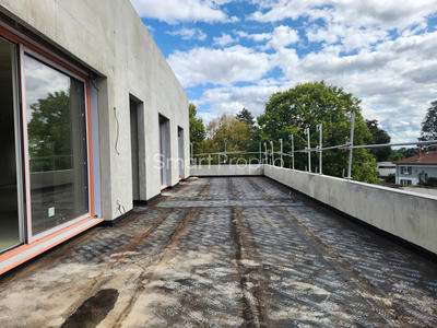 Appartement - 125 m² - 5 pièces