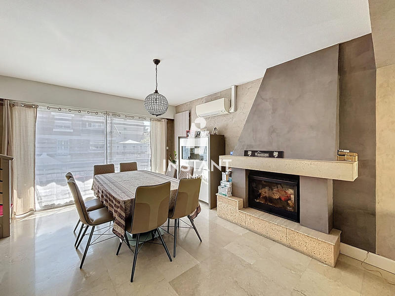 Maison traditionnelle - 144 m² - 6 pièces