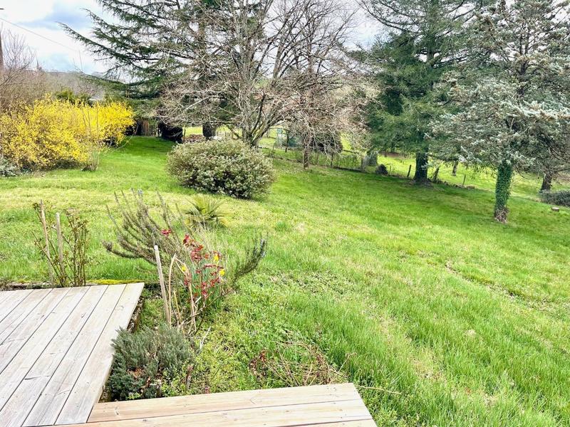 Maison - 136 m² - 4 pièces