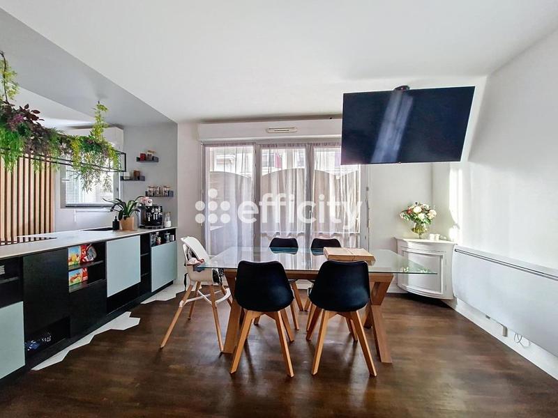 Appartement - 77 m² - 4 pièces