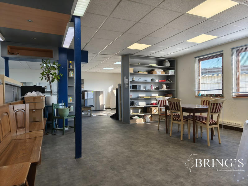 Local d'activités - 434 m²