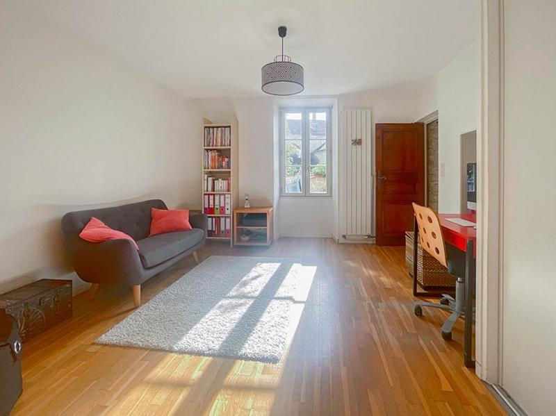 Maison - 140 m² - 7 pièces