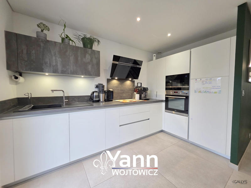 Maison - 112 m² - 5 pièces