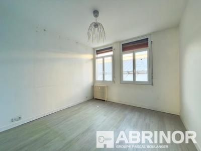 Appartement - 86 m² - 4 pièces