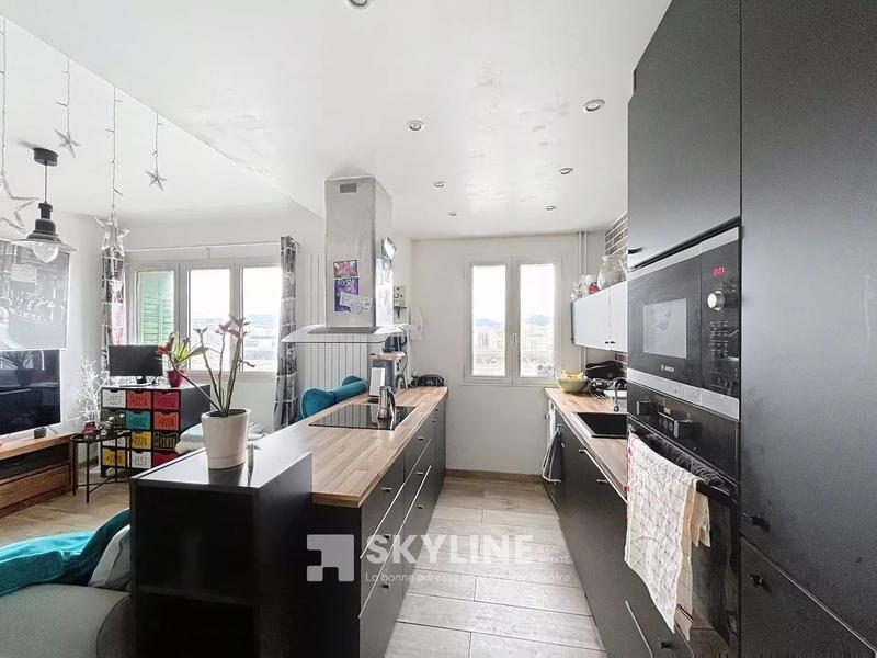 Appartement - 66 m² - 4 pièces