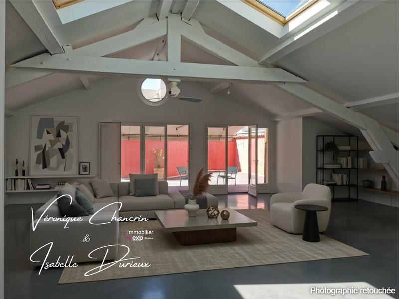 Loft - 181 m² - 5 pièces