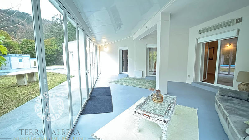 Maison - 155 m² - 5 pièces