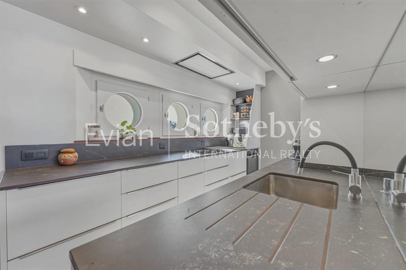 Appartement - 118 m² - 4 pièces