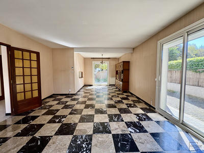 Maison - 110 m² - 4 pièces