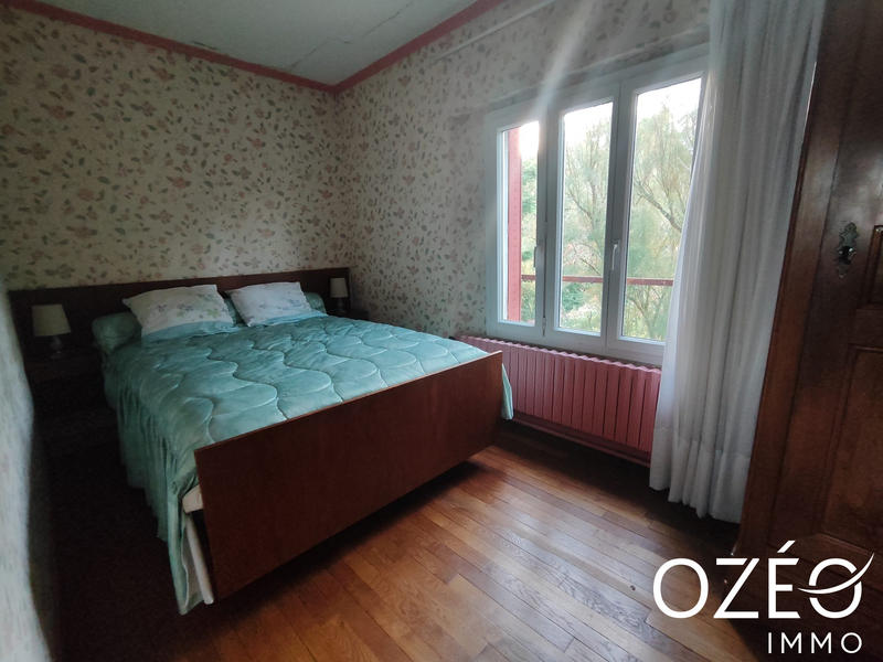 Maison - 200 m² - 10 pièces