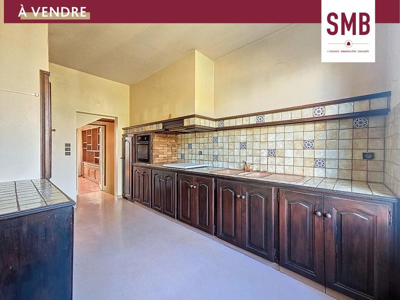 Maison de ville - 180 m² - 8 pièces