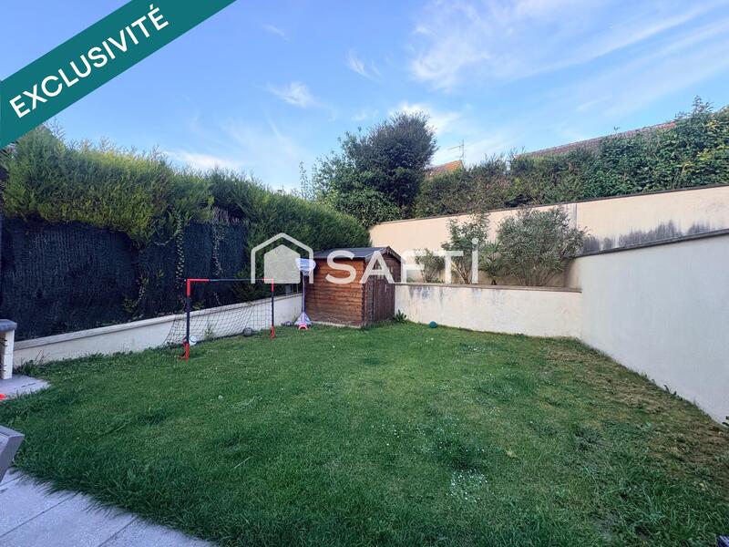 Maison - 90 m² - 5 pièces