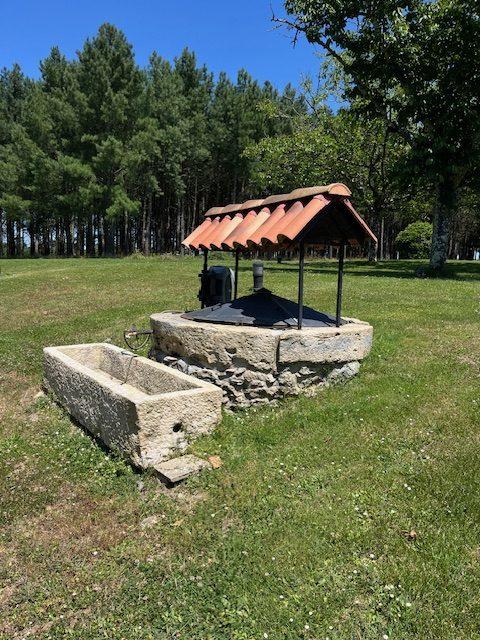 Maison - 384 m² - 18 pièces