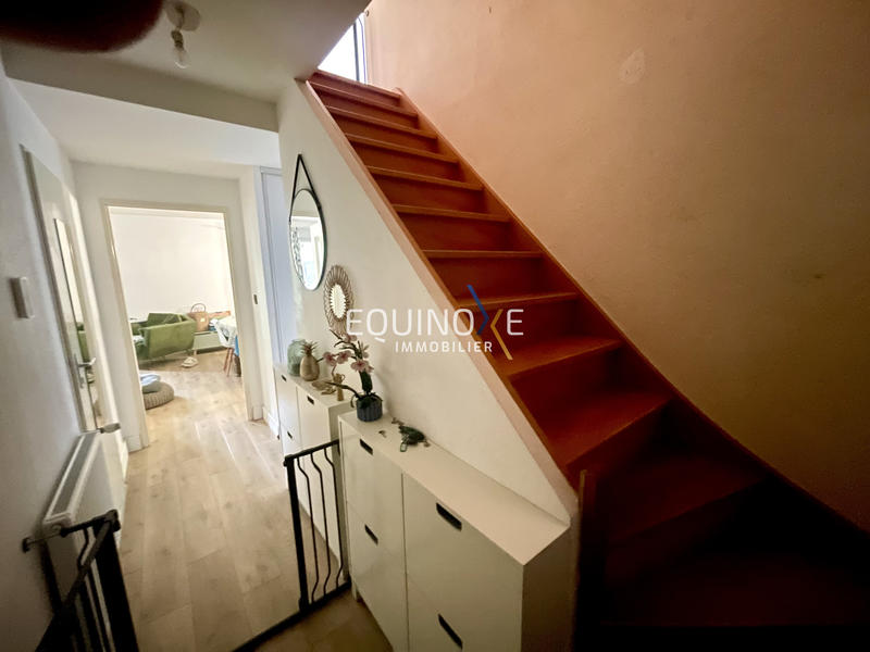 Maison - 94 m² - 6 pièces