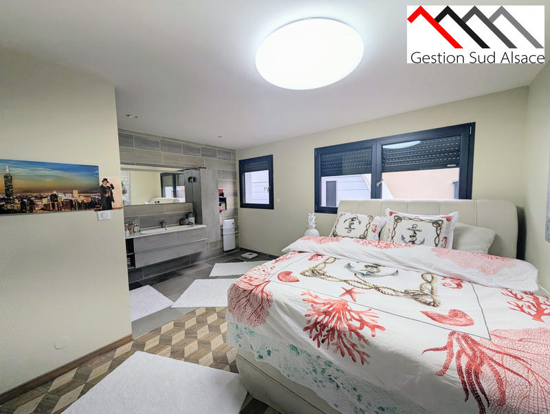 Villa - 236 m² - 7 pièces