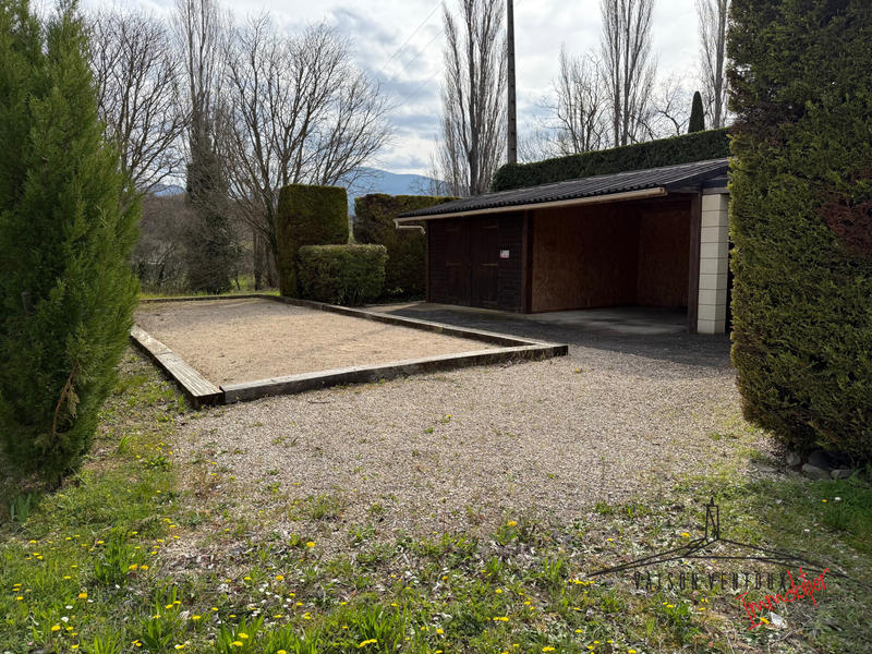 Maison - 182 m² - 7 pièces