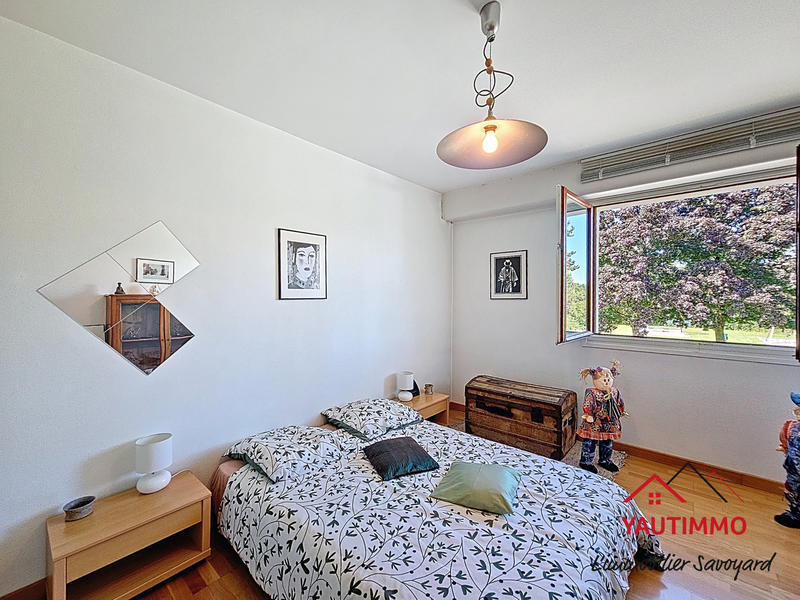 Appartement - 120 m² - 5 pièces