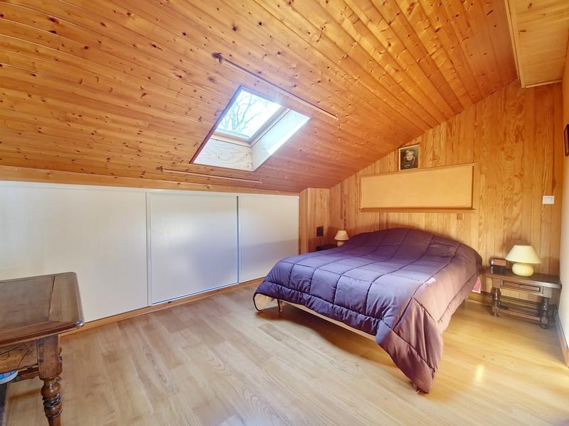 Maison - 311 m² - 14 pièces