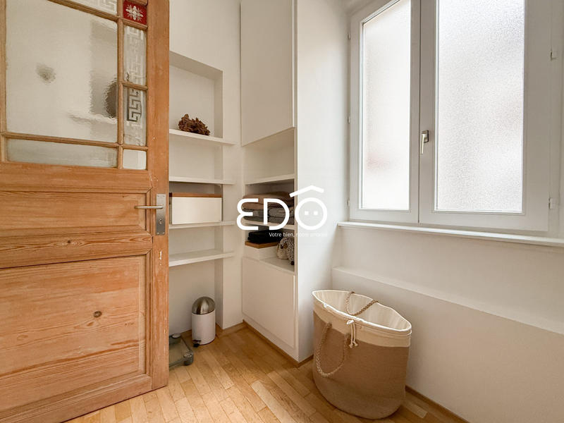 Appartement - 140 m² - 5 pièces