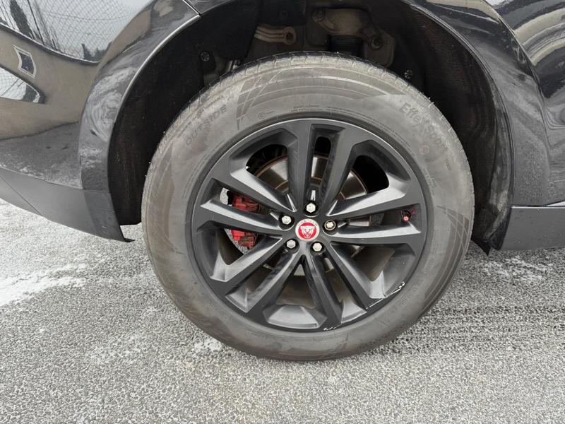 Jaguar F-Pace 2.0 d 180 Ch R-Sport Bva Garantie 6 Mois / Reprise Possible