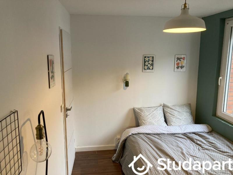 Chambre - 10 m² - 1 pièce