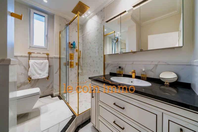 Appartement - 126 m² - 4 pièces