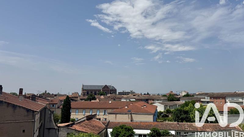 Appartement - 75 m² - 5 pièces