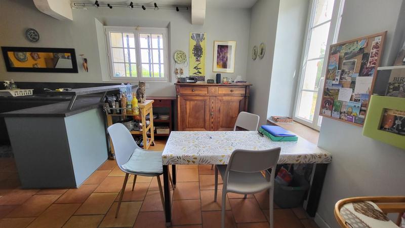 Maison - 175 m² - 8 pièces