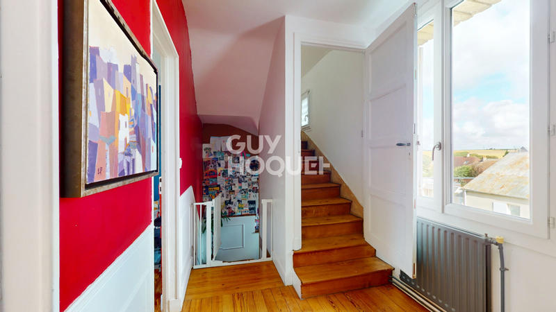 Maison - 102 m² - 4 pièces