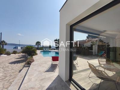 Villa - 162 m² - 5 pièces