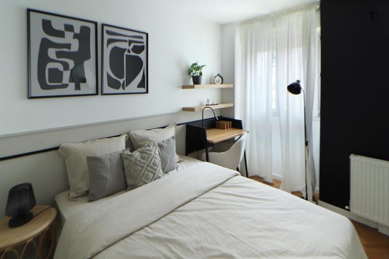 Chambre - 11 m² - 4 pièces