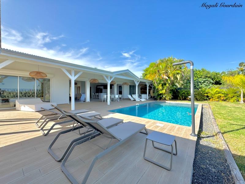 Propriété - 205 m² - 7 pièces