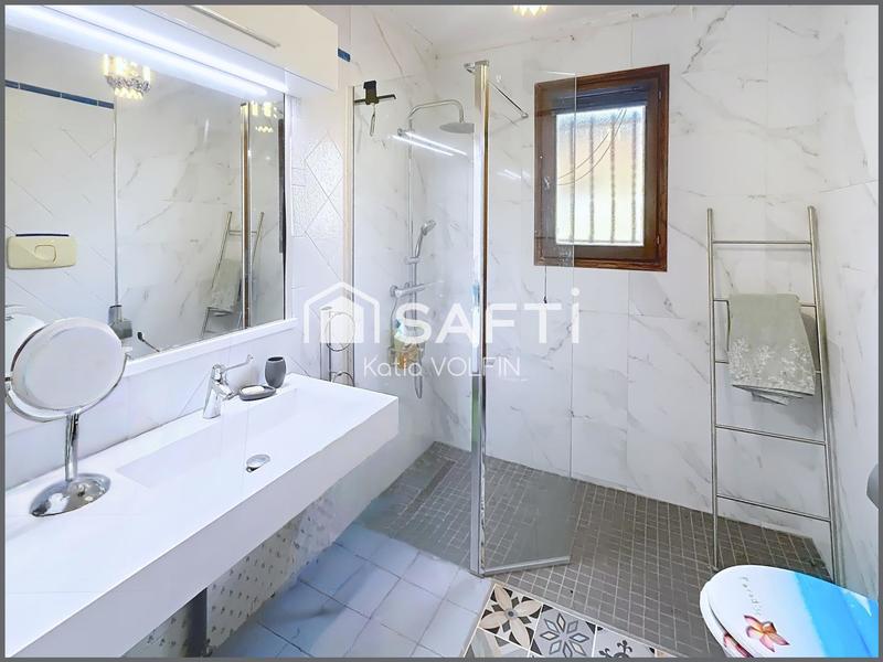 Maison - 127 m² - 6 pièces