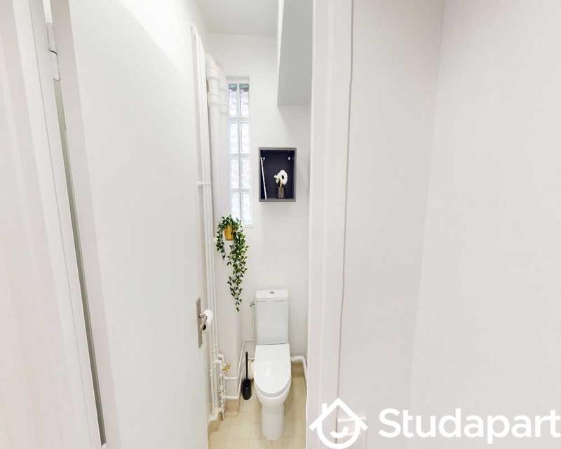 Chambre - 90 m² - 1 pièce