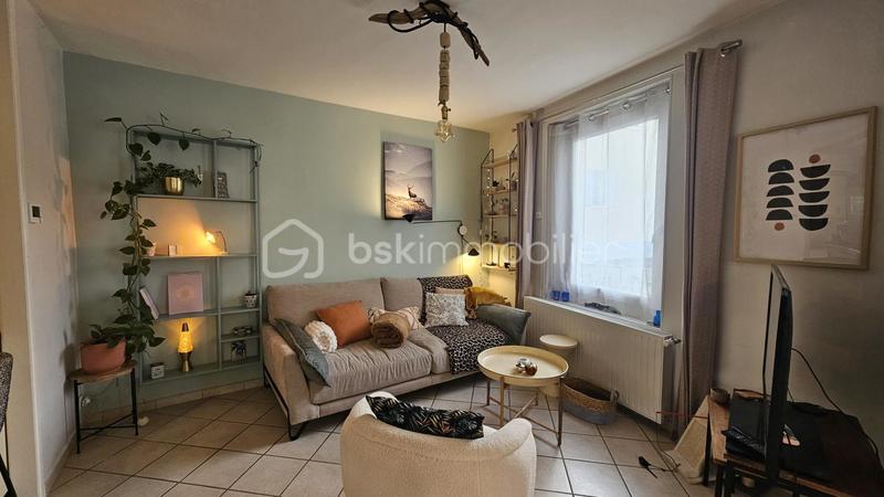 Maison - 100 m² - 5 pièces