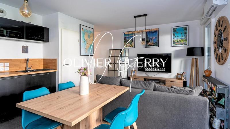 Appartement - 60 m² - 3 pièces