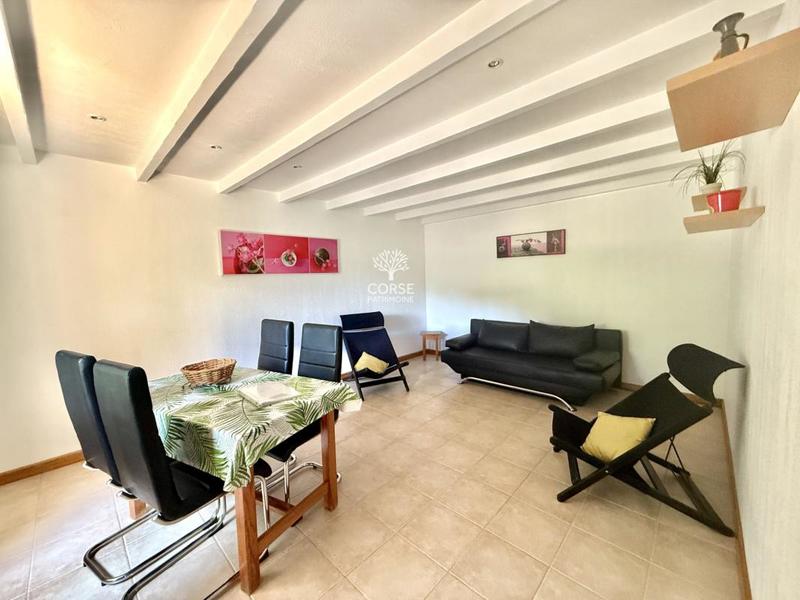 Villa - 185 m² - 15 pièces