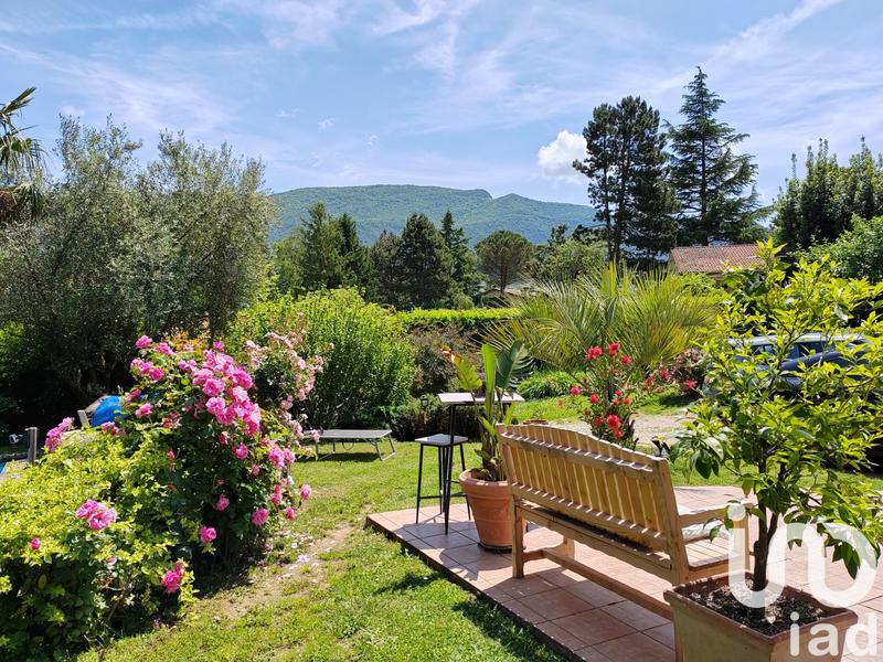 Maison - 111 m² - 6 pièces