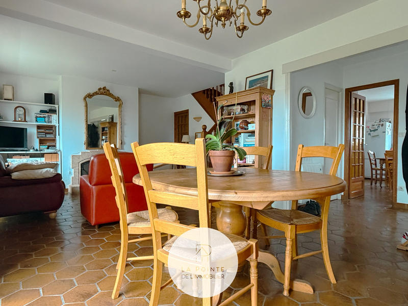 Maison - 150 m² - 7 pièces