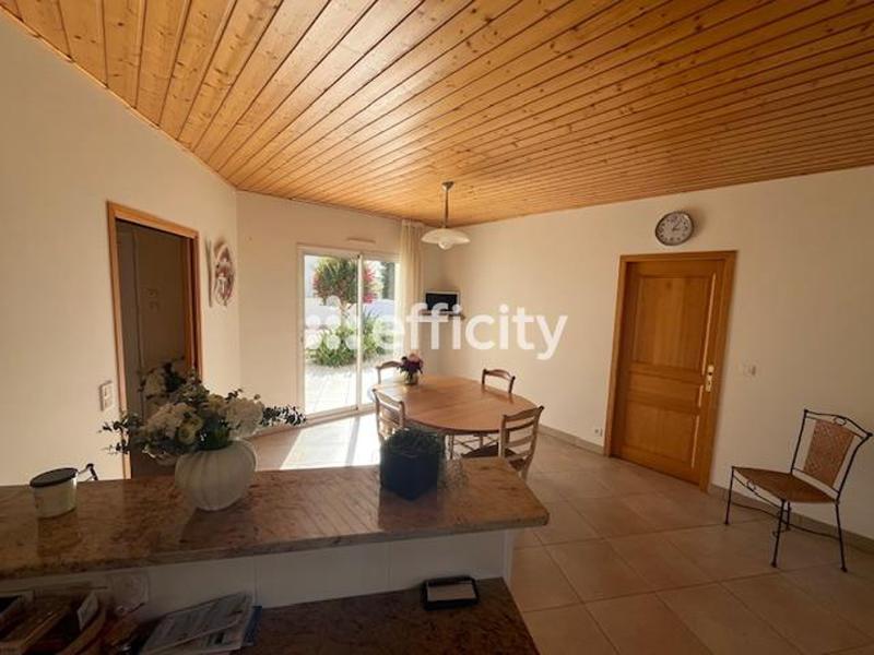 Pavillon - 165 m² - 5 pièces