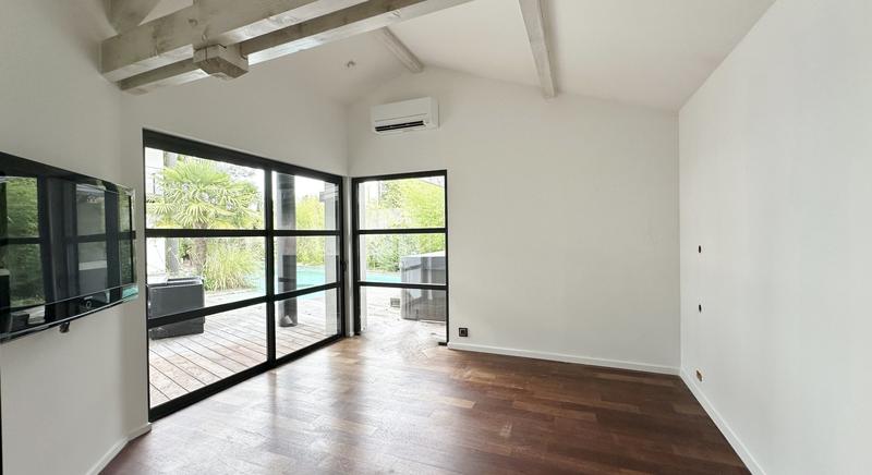 Maison d'architecte - 136 m² - 5 pièces