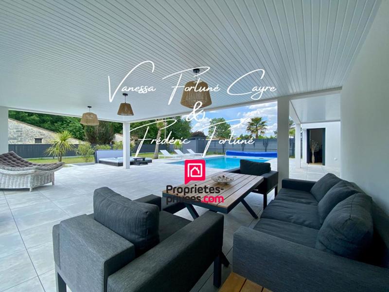 Maison - 190 m² - 5 pièces