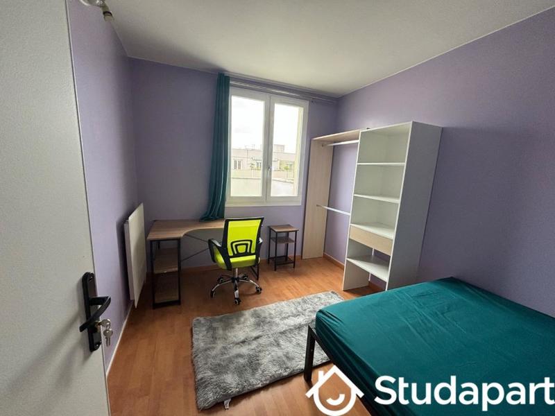 Chambre - 12 m² - 1 pièce