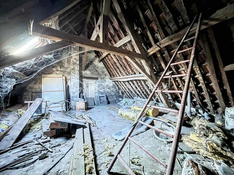 Appartement - 117 m² - 6 pièces