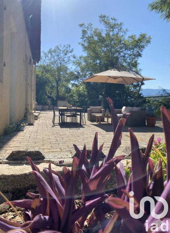 Maison - 254 m² - 7 pièces