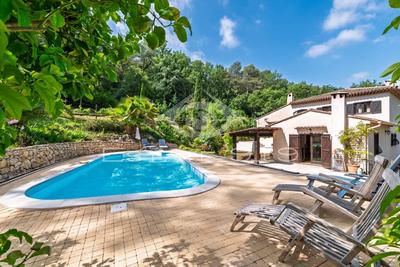 Villa - 235 m² - 7 pièces