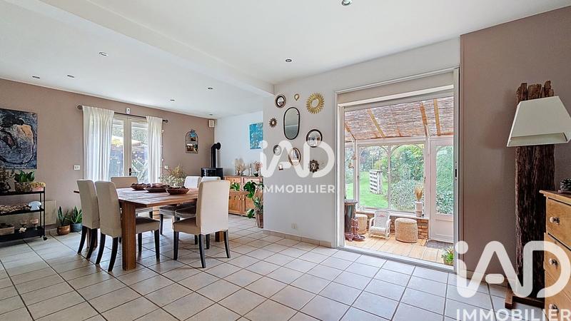 Maison - 206 m² - 8 pièces